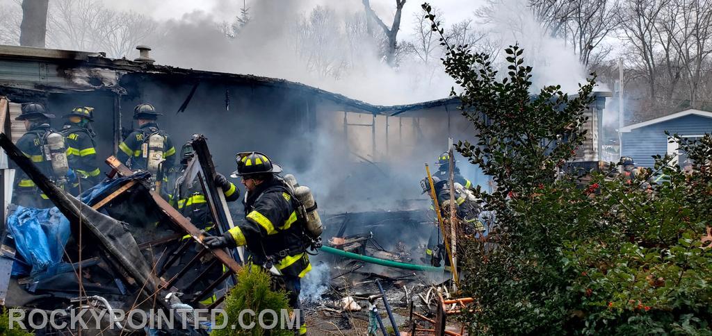 Wading River mobile home trailer fire, E-7 and TL-14 responded 